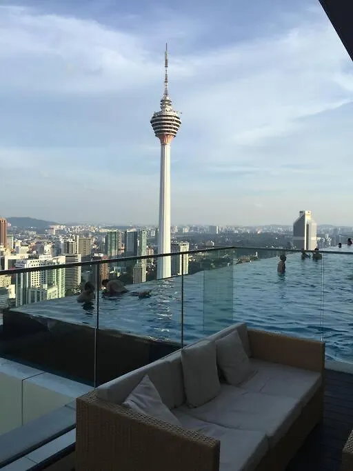 Exotic Elegant Sky Utopia! 魅力四射独特风格.邂逅浪漫吉隆坡美好夜景回忆 Apartament